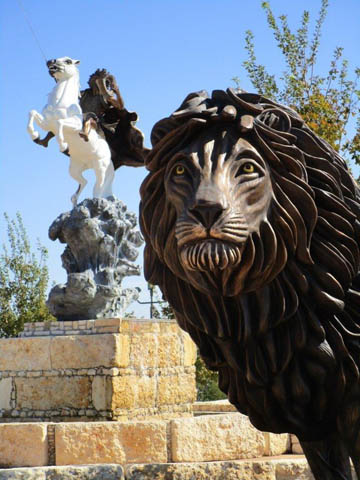 The Coming King Foundation Sculpture Prayer Garden